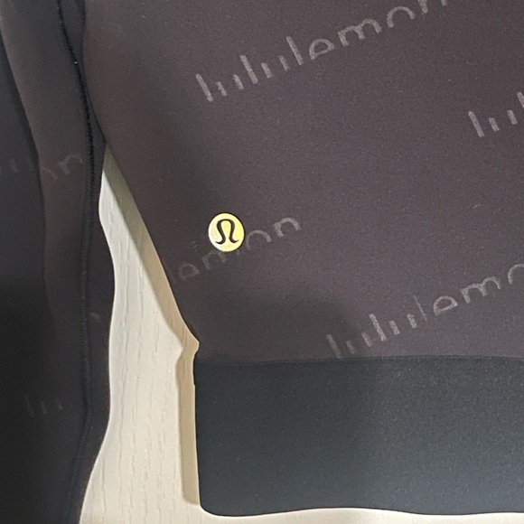 LULULEMON Wunder Train Cropped Long Sleeve *Special Edition Black Everlux LOGO 4 - Picture 6 of 7
